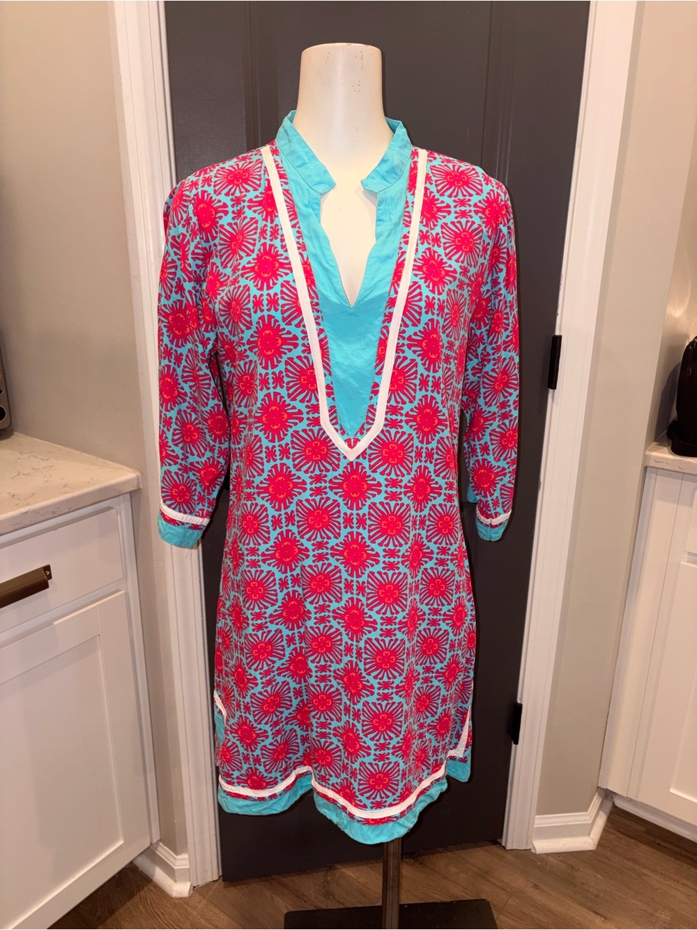 Escapada Living Summer Resort Bright Pink and Turquoise Tunic Cover-Up- Medium